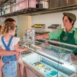Frieterie-faff7cb8 Zoek vacature | Werken bij Van Hoorne, de leukste werkgever van Nederland!